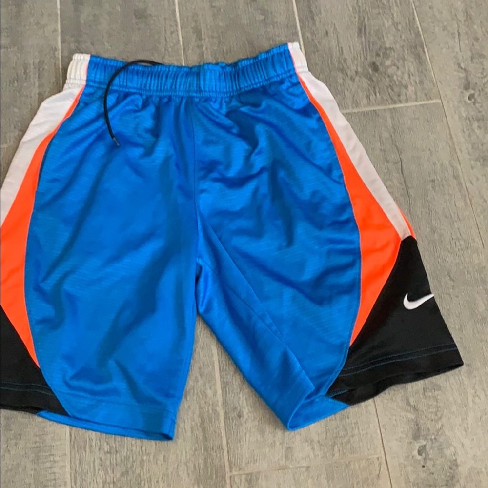 nike basketball shorts